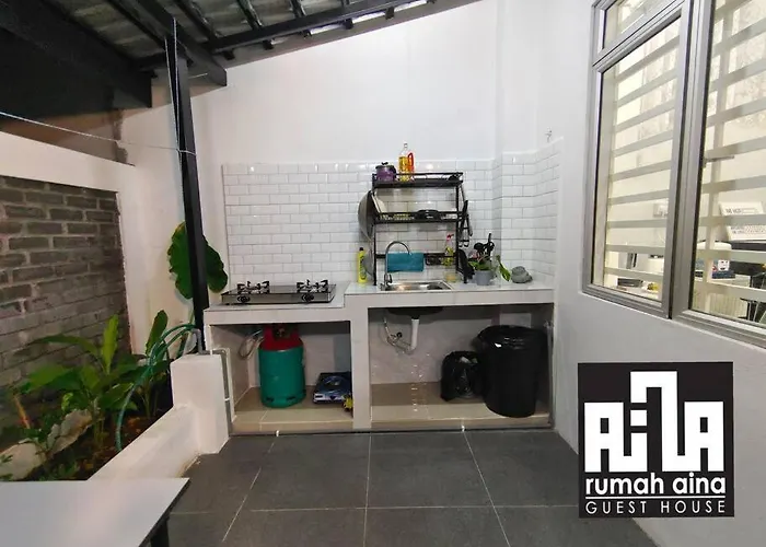 Rumah Aina Homestay Bukit Changgang Private Pool