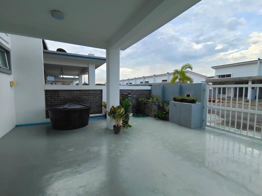 Rumah Aina Bukit Changgang Private Pool Holiday home